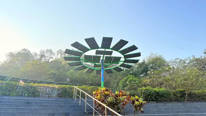 Solar Tree in a public garden in Mumbai